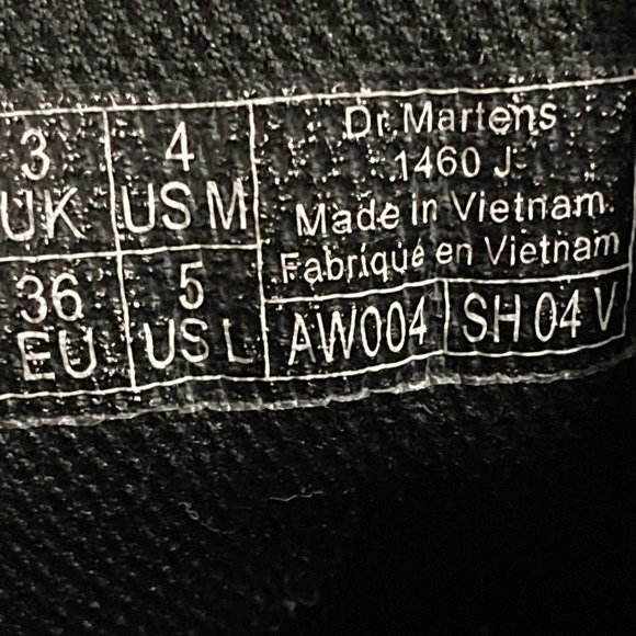 Dr. Martens Doc Martens AIRWAIR Women 5 Patent Leather 8 Eye Lace Up Boots - Picture 11 of 11